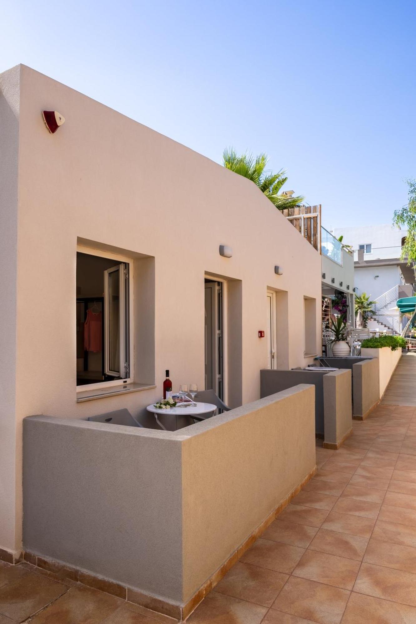 Kastro Beach Apartments 말리아 외부 사진